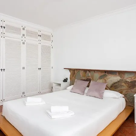 Fantasticas Vistas Al Mar, Playa Y Piscina Apartamento Radazul